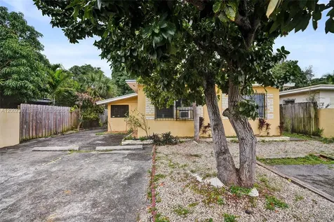 836 NW 101st Street Miami FL 33150