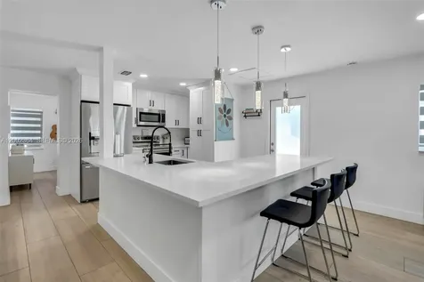 9212 NW 81st Place Tamarac FL 33321