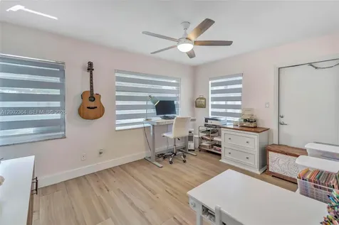 9212 NW 81st Place Tamarac FL 33321