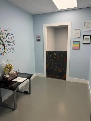 717 Ponce De Leon Boulevard Coral Gables FL 33134