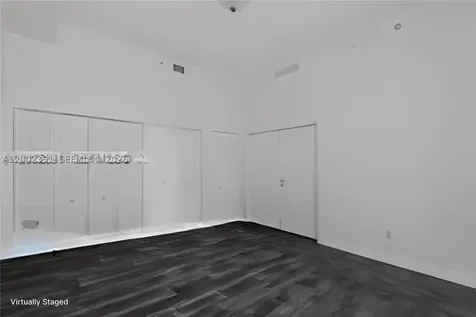 300 S Biscayne Boulevard Miami FL 33131