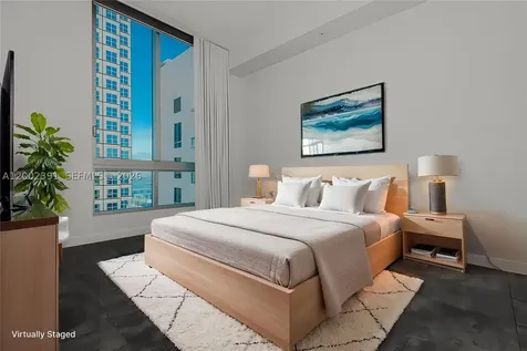 300 S Biscayne Boulevard Miami FL 33131