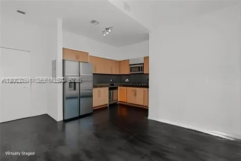 300 S Biscayne Boulevard Miami FL 33131