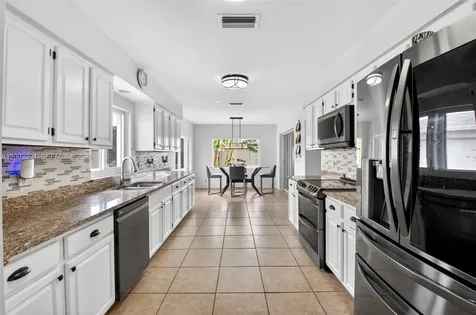 10982 S Greentrail Drive S Boynton Beach FL 33436