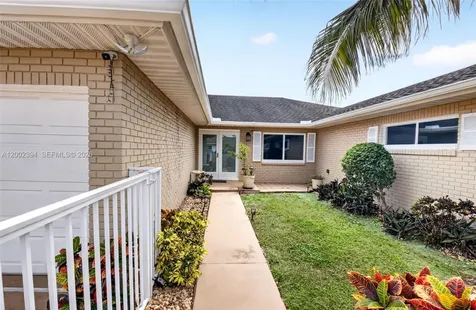 10982 S Greentrail Drive S Boynton Beach FL 33436