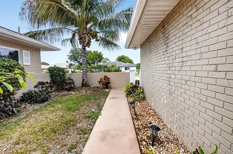 10982 S Greentrail Drive S Boynton Beach FL 33436