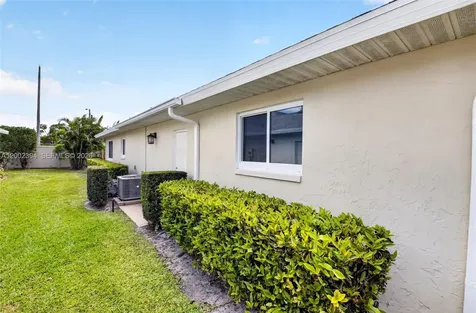 10982 S Greentrail Drive S Boynton Beach FL 33436