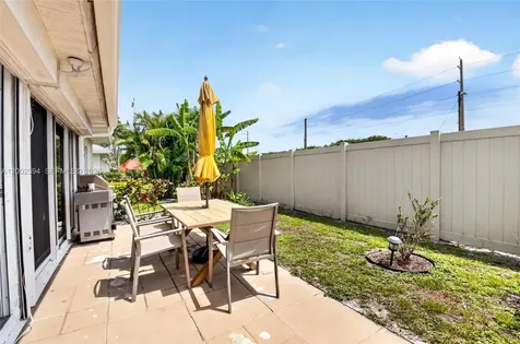 10982 S Greentrail Drive S Boynton Beach FL 33436