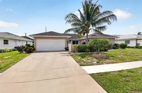 10982 S Greentrail Drive S Boynton Beach FL 33436