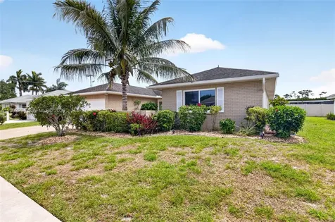 10982 S Greentrail Drive S Boynton Beach FL 33436