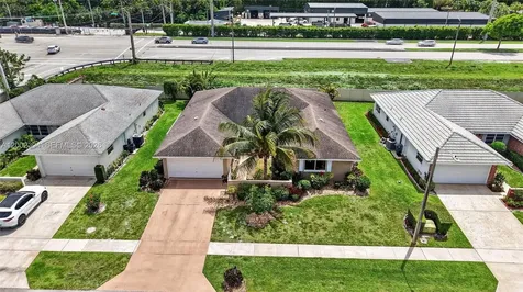 10982 S Greentrail Drive S Boynton Beach FL 33436