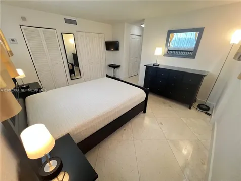 1750 James Avenue Miami Beach FL 33139