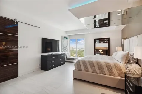 19707 Turnberry Way Aventura FL 33180