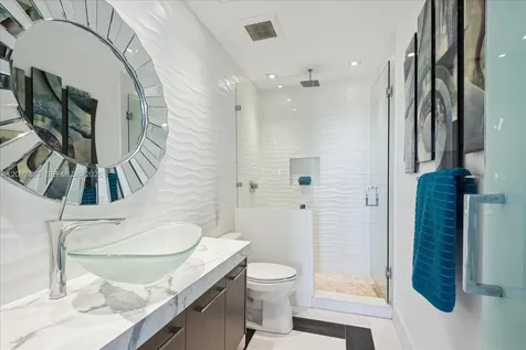 19707 Turnberry Way Aventura FL 33180
