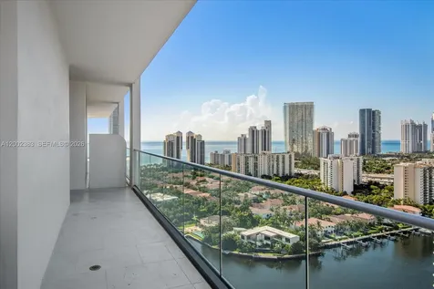 19707 Turnberry Way Aventura FL 33180