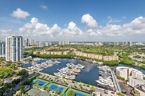 19707 Turnberry Way Aventura FL 33180