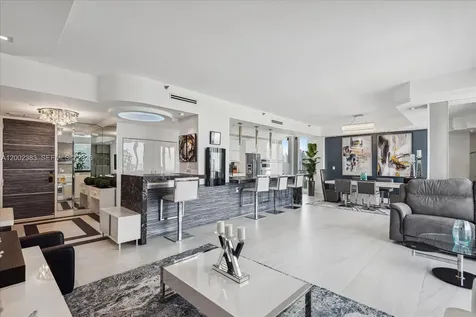 19707 Turnberry Way Aventura FL 33180