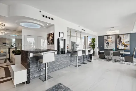 19707 Turnberry Way Aventura FL 33180