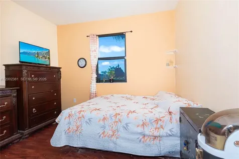 685 SE 37th Place Homestead FL 33033