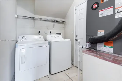 685 SE 37th Place Homestead FL 33033