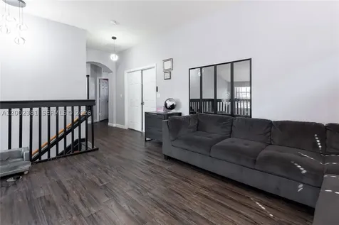 685 SE 37th Place Homestead FL 33033