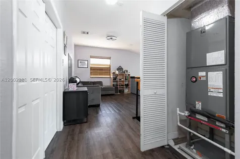 685 SE 37th Place Homestead FL 33033