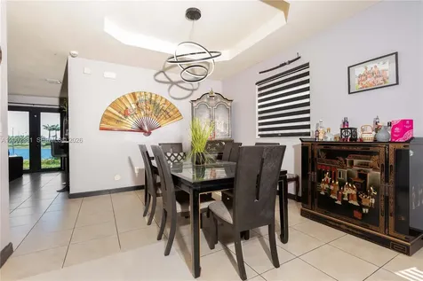 685 SE 37th Place Homestead FL 33033