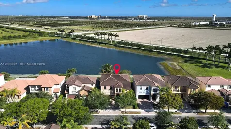 685 SE 37th Place Homestead FL 33033