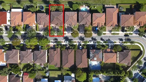 685 SE 37th Place Homestead FL 33033