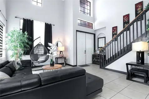 685 SE 37th Place Homestead FL 33033