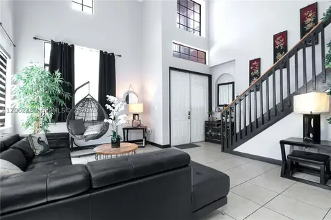 685 SE 37th Place Homestead FL 33033