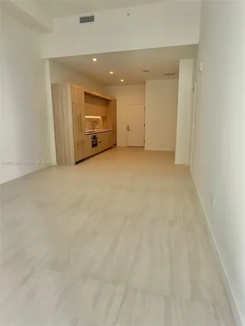77 SE 5th Street Miami FL 33131
