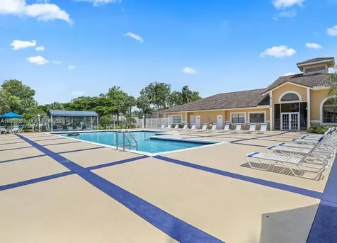 Pembroke Pines FL 33024