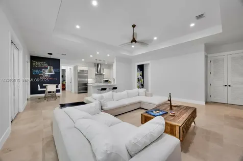 8020 SW 62nd Avenue Miami FL 33143