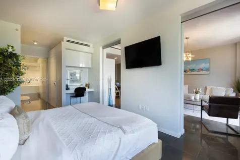 220 21st Street Miami Beach FL 33139