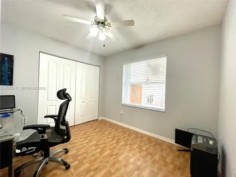 9929 NW 29th Terrace Doral FL 33172