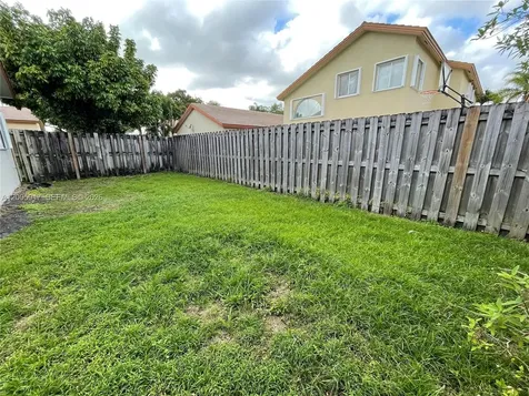 9929 NW 29th Terrace Doral FL 33172