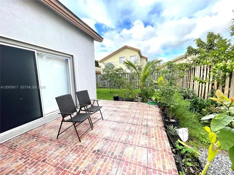 9929 NW 29th Terrace Doral FL 33172