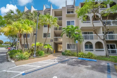 8103 Camino Real Miami FL 33143