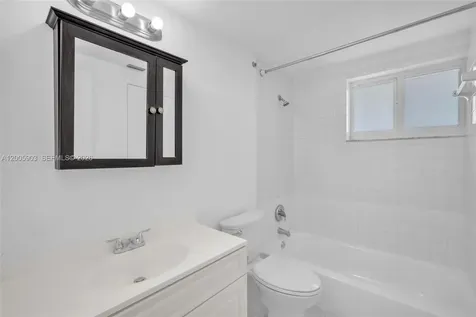 8103 Camino Real Miami FL 33143