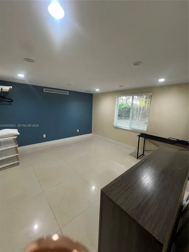 9945 SW 164th Terrace Miami FL 33157