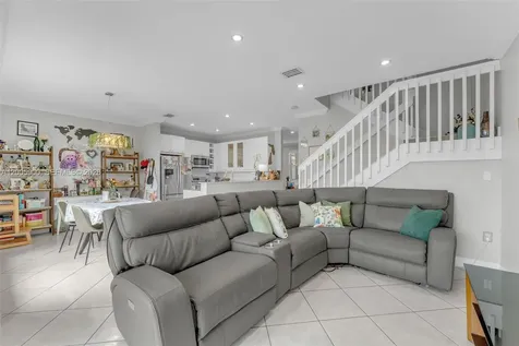 945 SW 154th Court Miami FL 33194