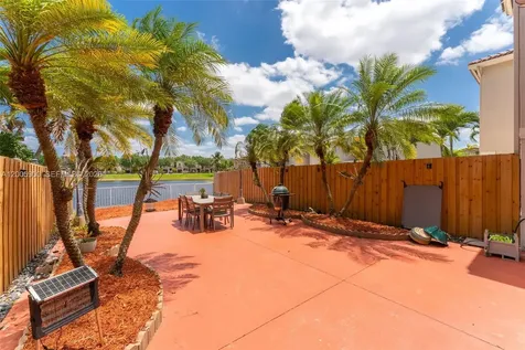 945 SW 154th Court Miami FL 33194