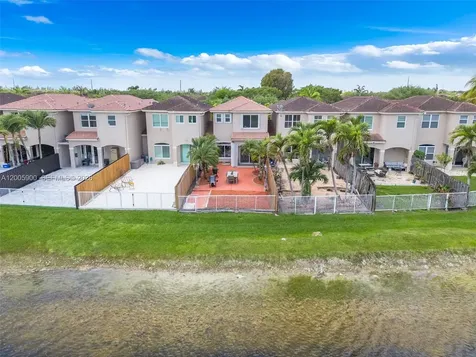 945 SW 154th Court Miami FL 33194