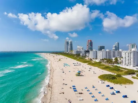 428 Collins Avenue Miami Beach FL 33139