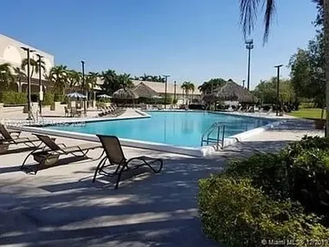201 Lakeview Drive Weston FL 33326
