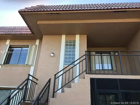 201 Lakeview Drive Weston FL 33326