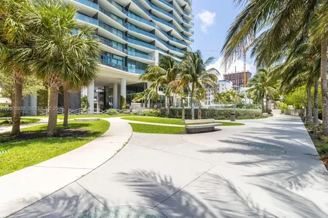 460 NE 28th Street Miami FL 33137