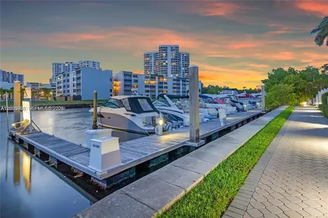 19101 NE 36th Court Aventura FL 33180