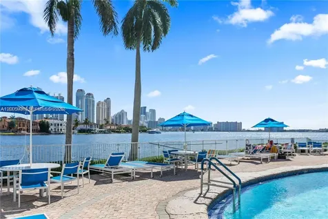 19101 NE 36th Court Aventura FL 33180